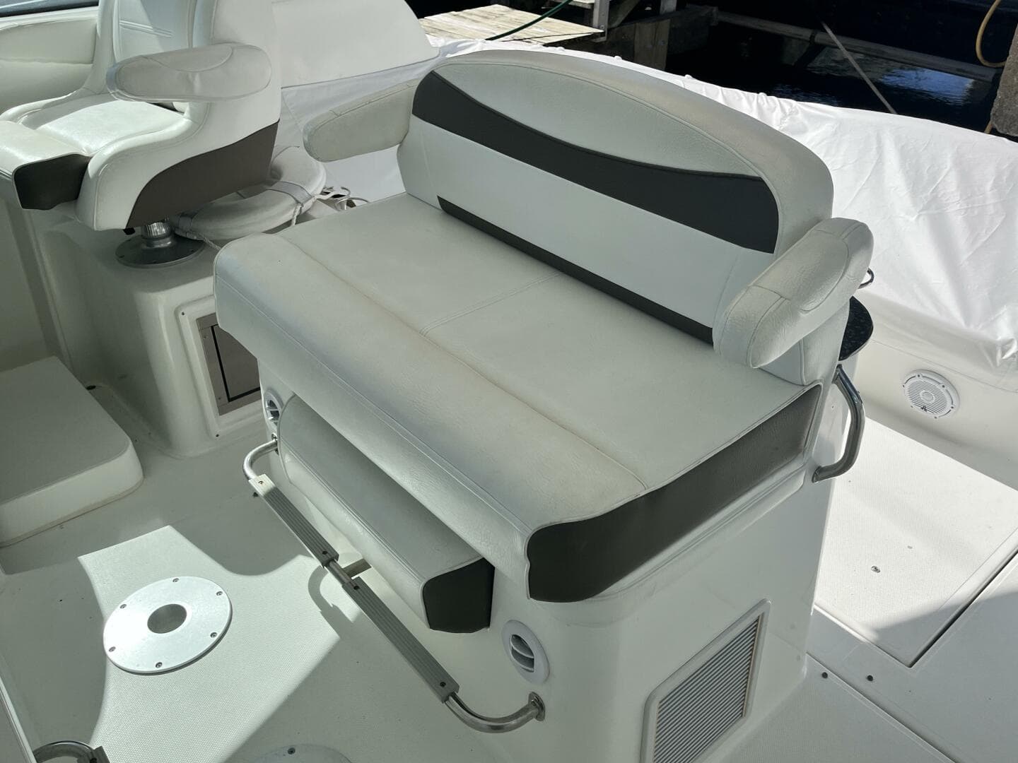 Cruisers 390 Sport Coupe