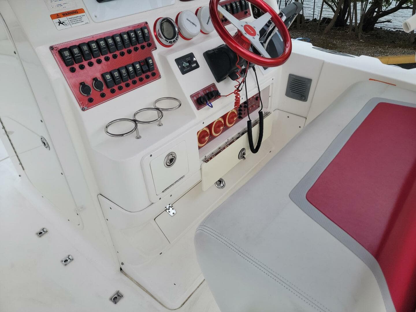 2008 Wellcraft 30 Scarab Sport