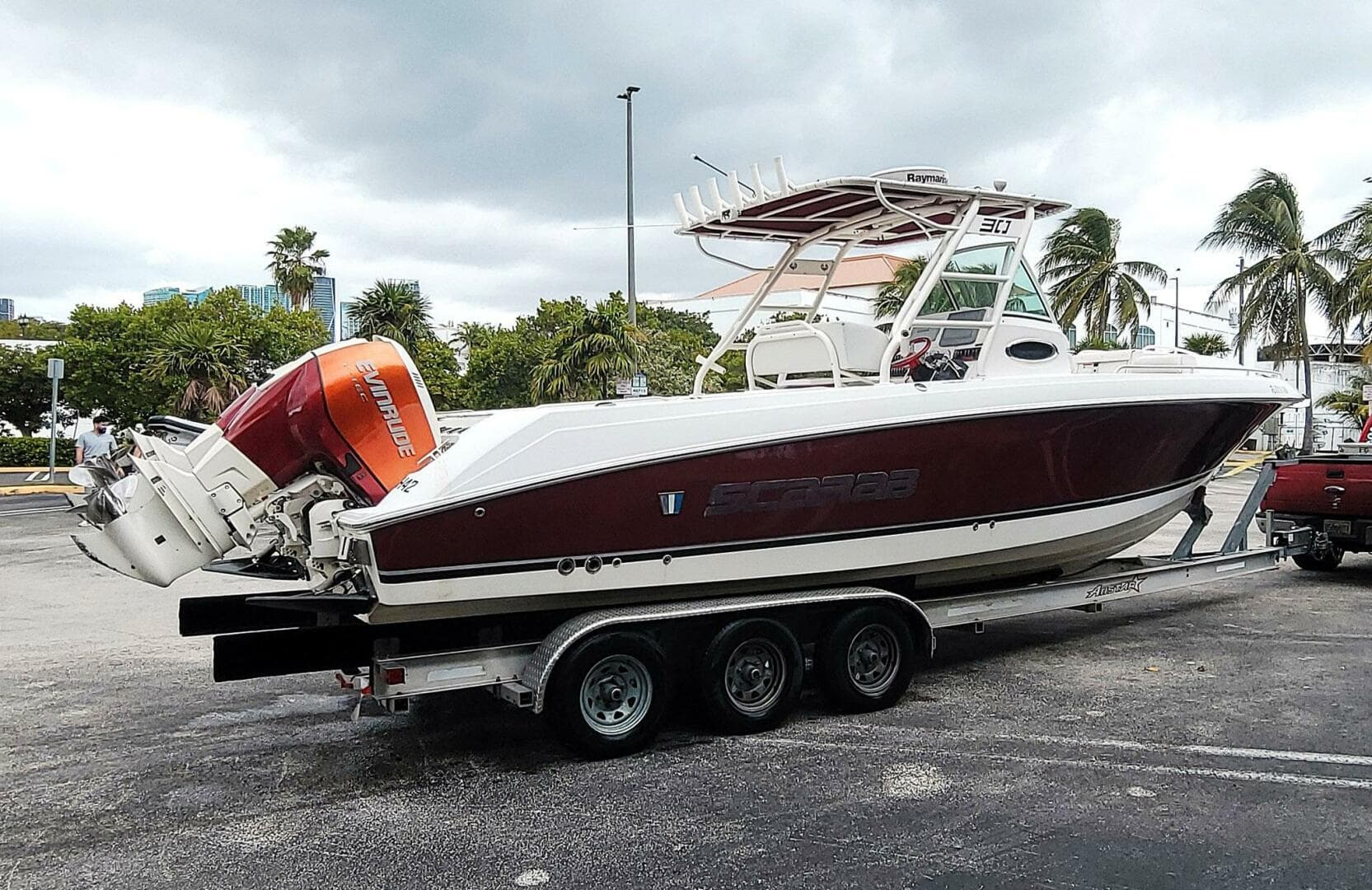 2008 Wellcraft 30 Scarab Sport