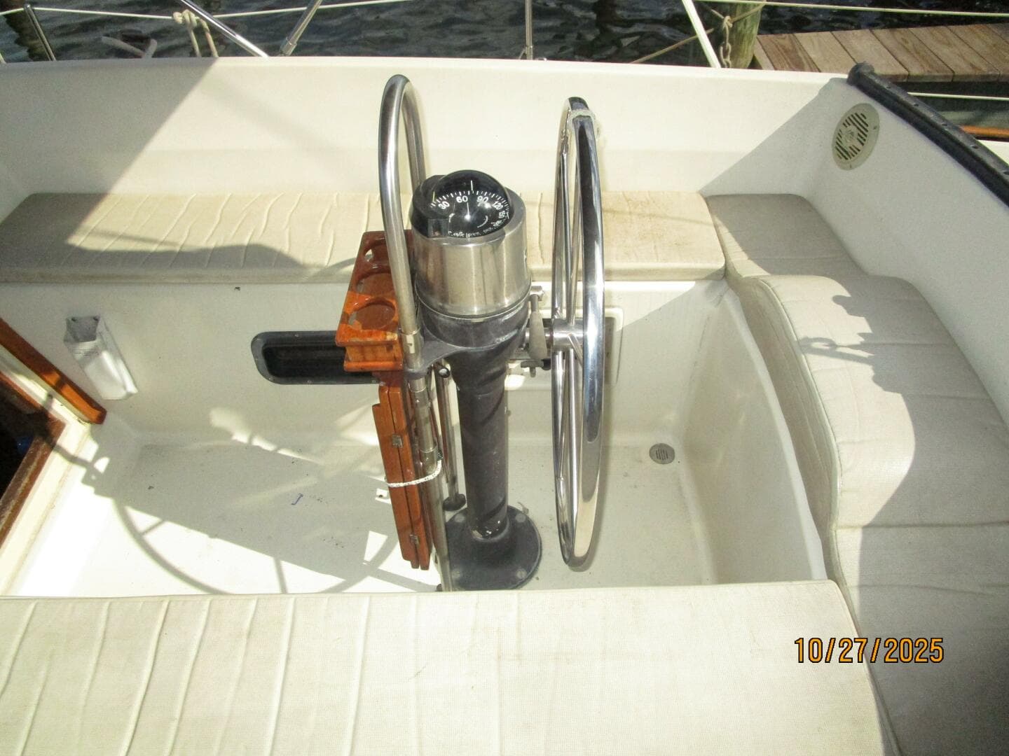 36' S2 cockpit starboard