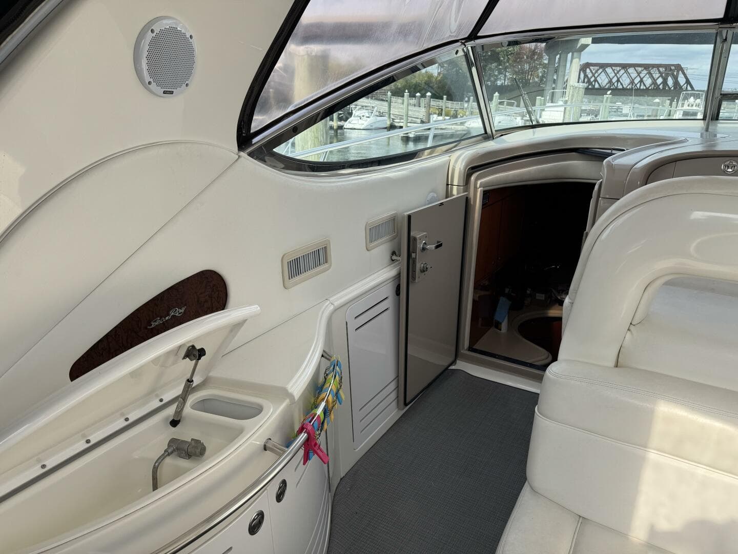 2001 Sea Ray 510 SUNDANCER