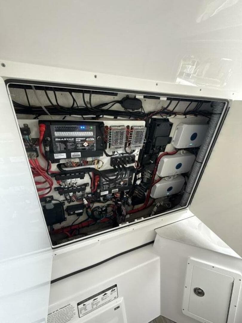 2023 Sportsman 352 Open