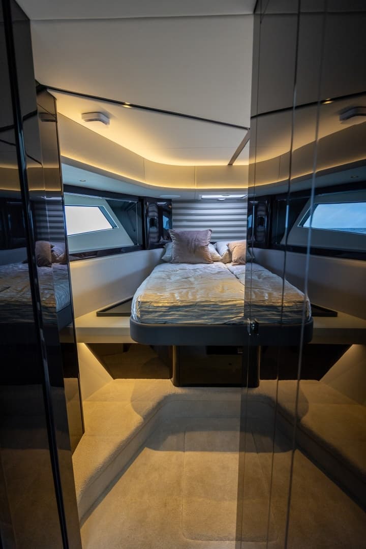 2026 Sunseeker 55 Predator
