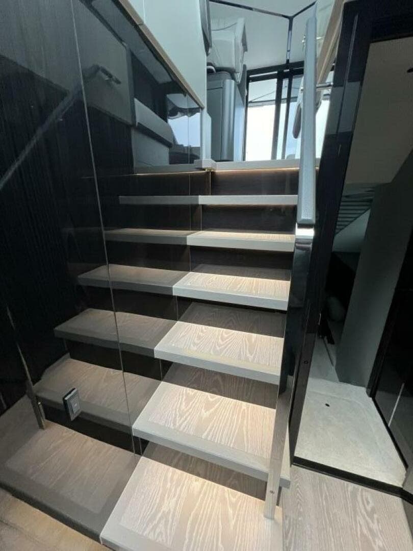 2026 Sunseeker 55 Predator