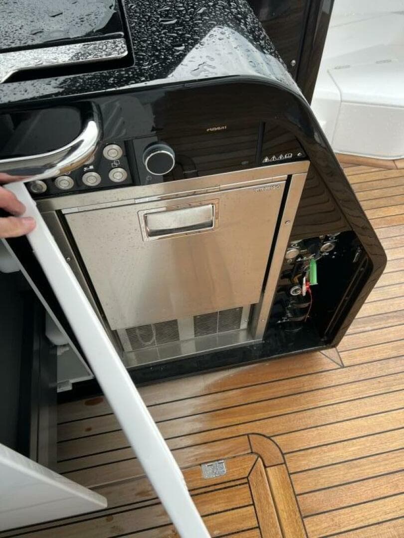 2026 Sunseeker 55 Predator