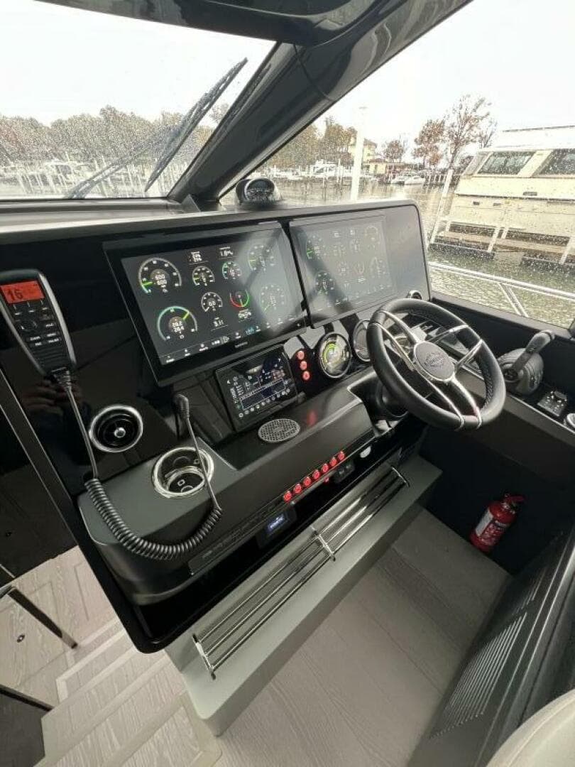 2026 Sunseeker 55 Predator