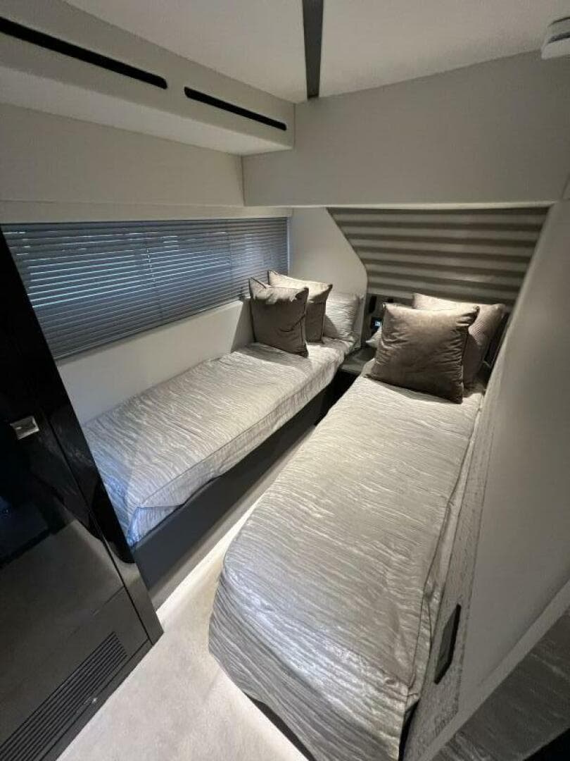 2026 Sunseeker 55 Predator