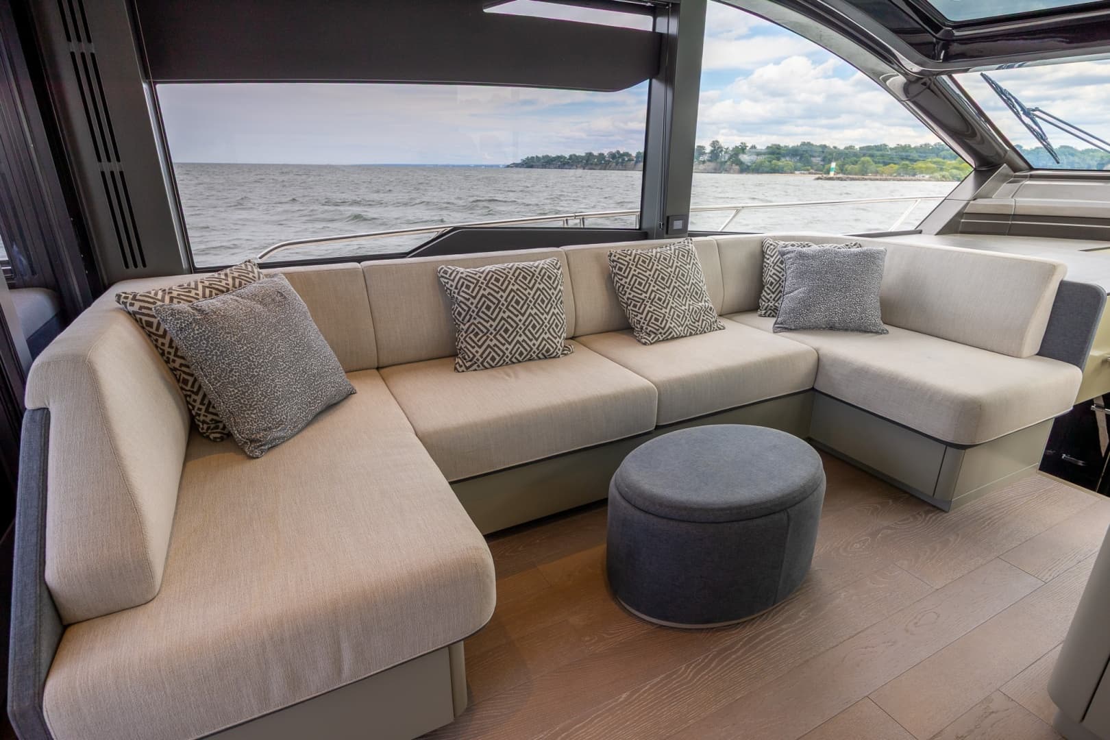 2026 Sunseeker 55 Predator