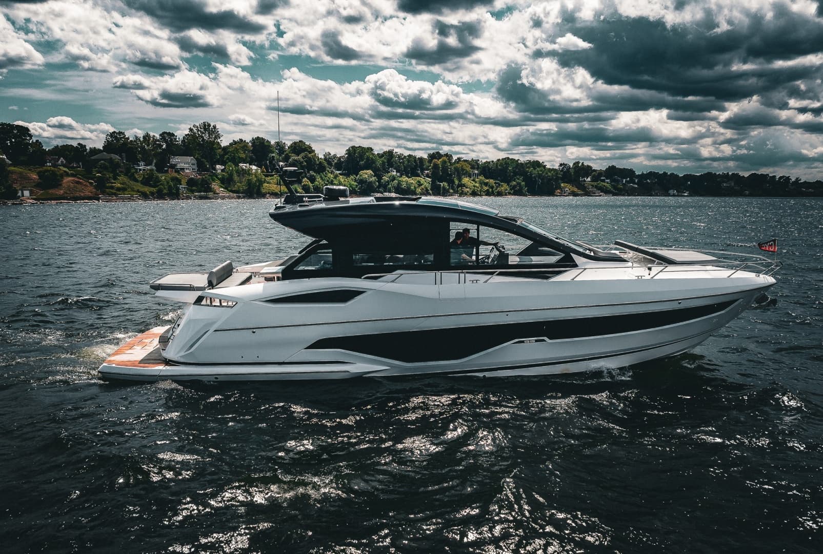 2026 Sunseeker 55 Predator
