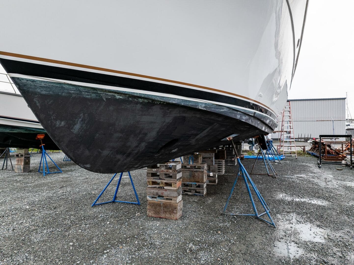 2001 Navigator 61 Pilothouse