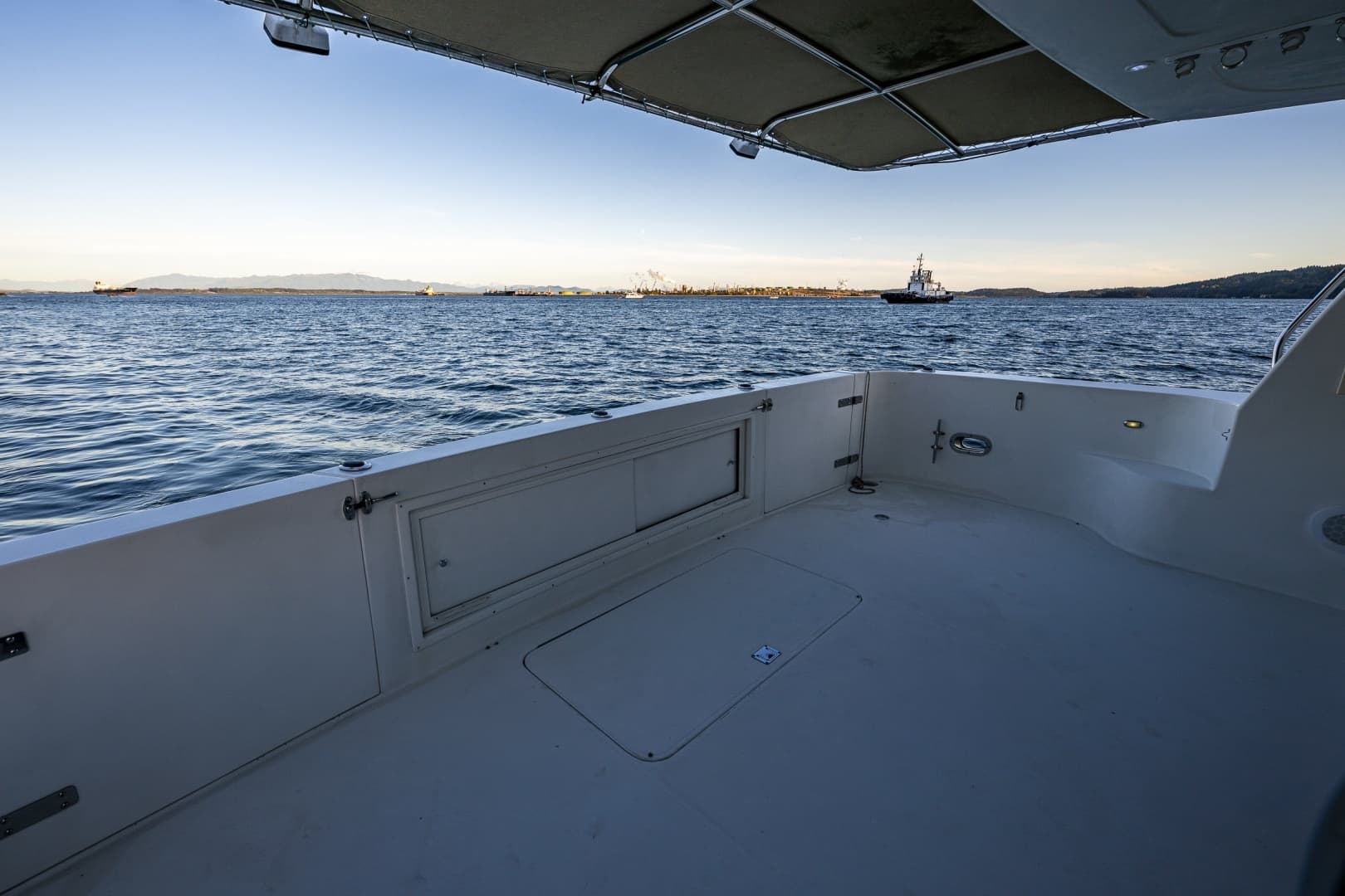2001 Navigator 61 Pilothouse