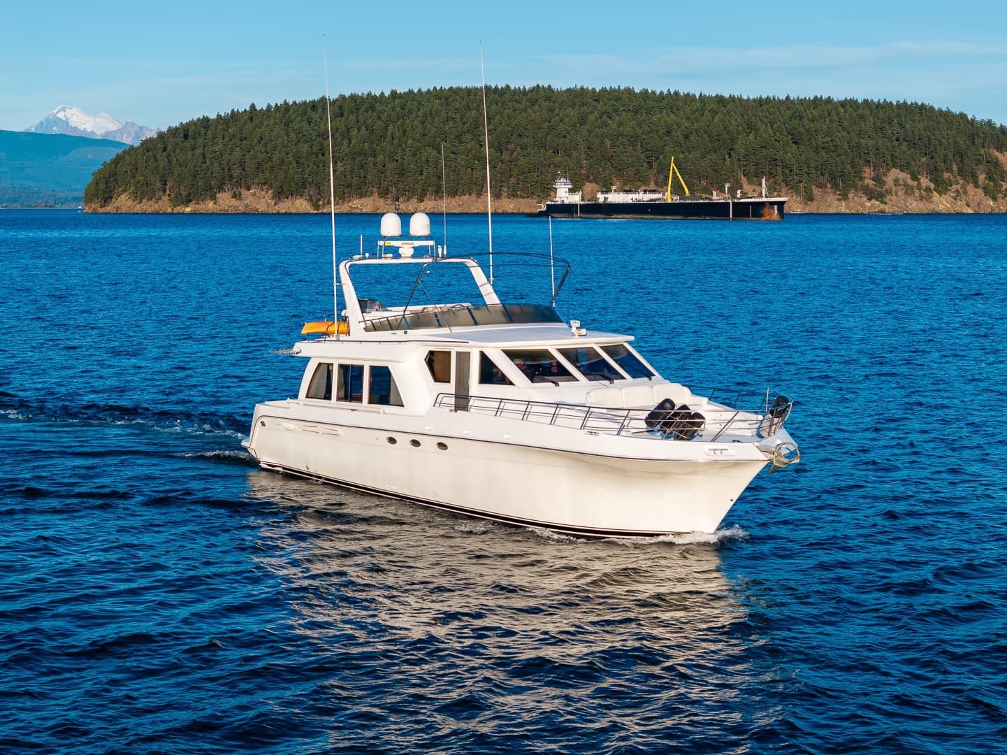 2001 Navigator 61 Pilothouse