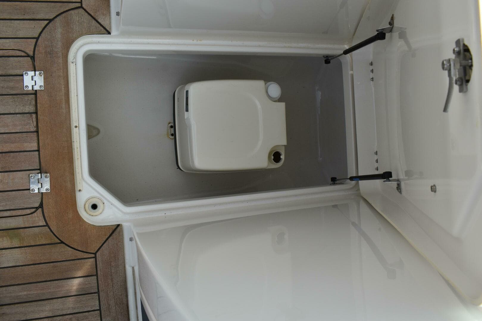 2003 Chris-Craft Launch 25