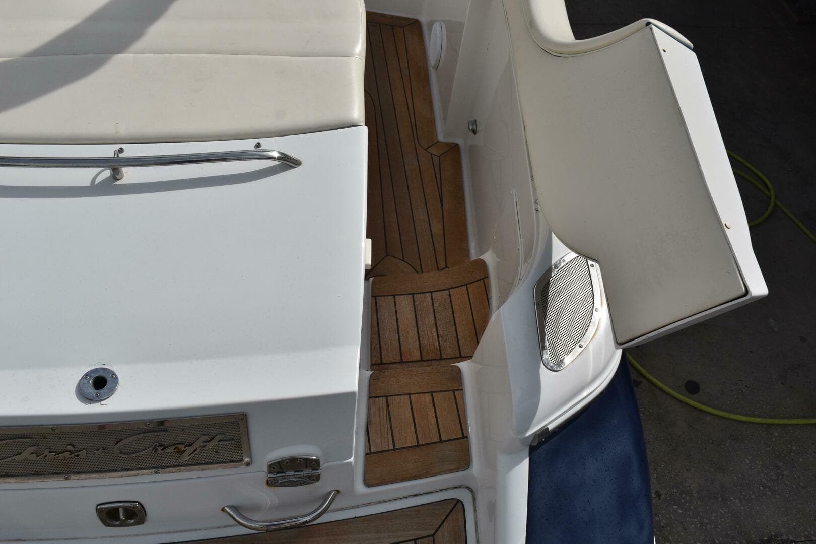 2003 Chris-Craft Launch 25