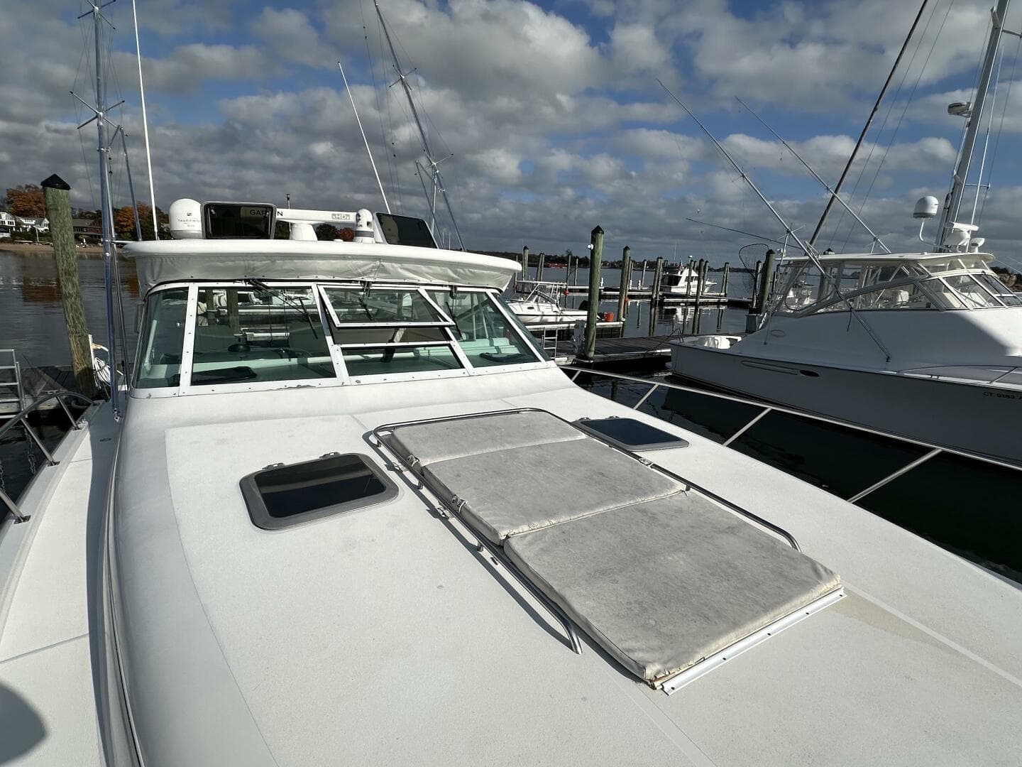 2001 Tiara Yachts 4300 Open