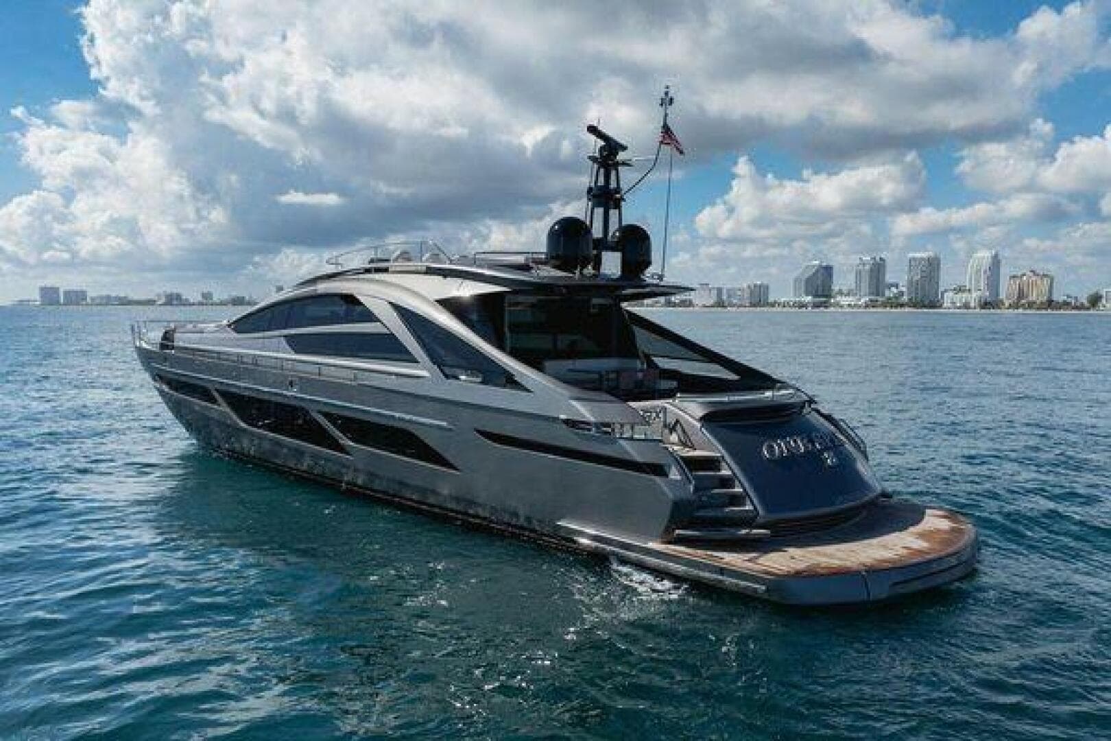 2019 Pershing 