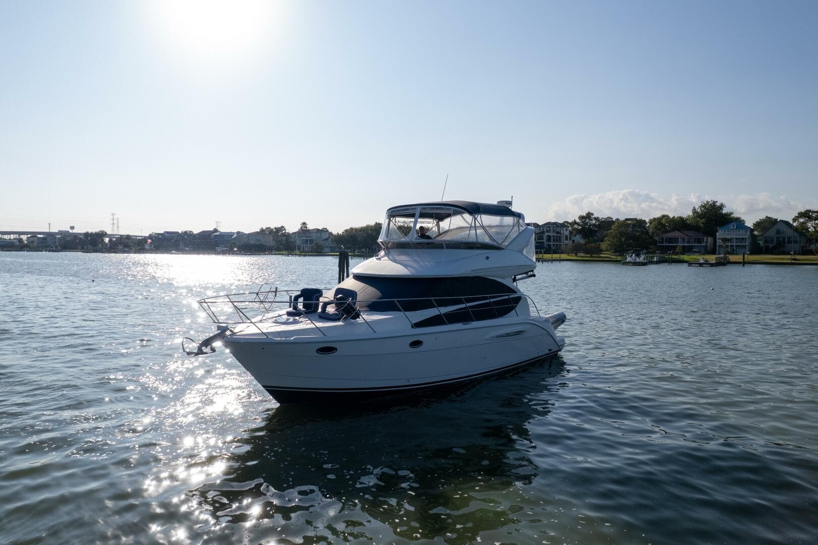 2010 Meridian 391 Motor Yacht