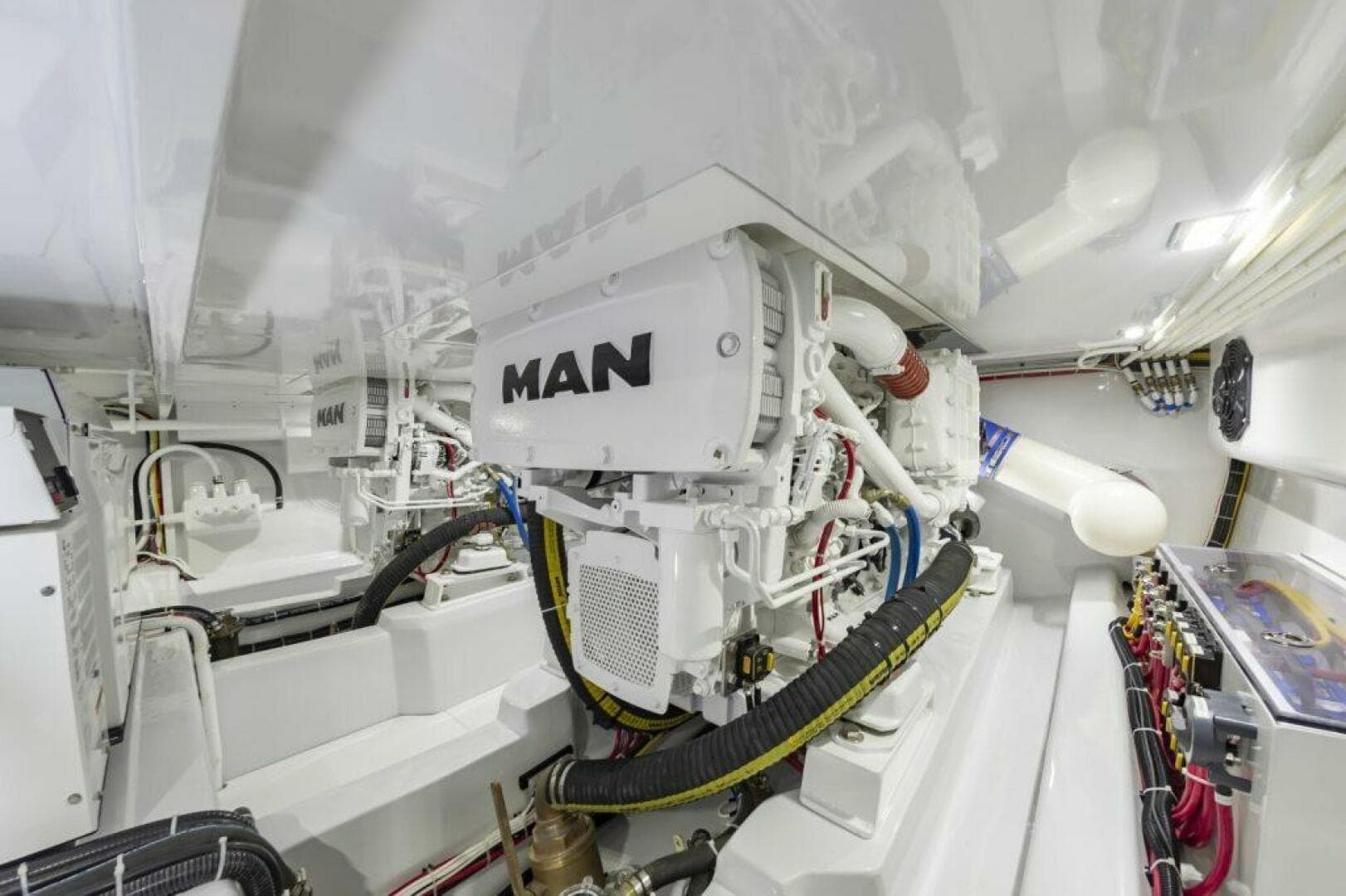 811bd3f5 Dc98 4d46 8b66 1b69b139f2a1