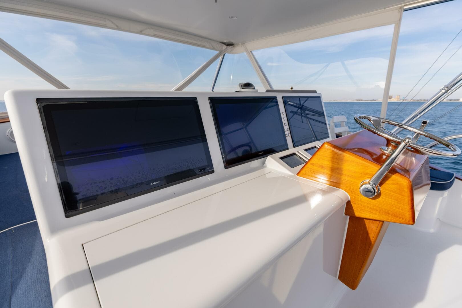 2006 Jim Smith 68 Convertible- Helm