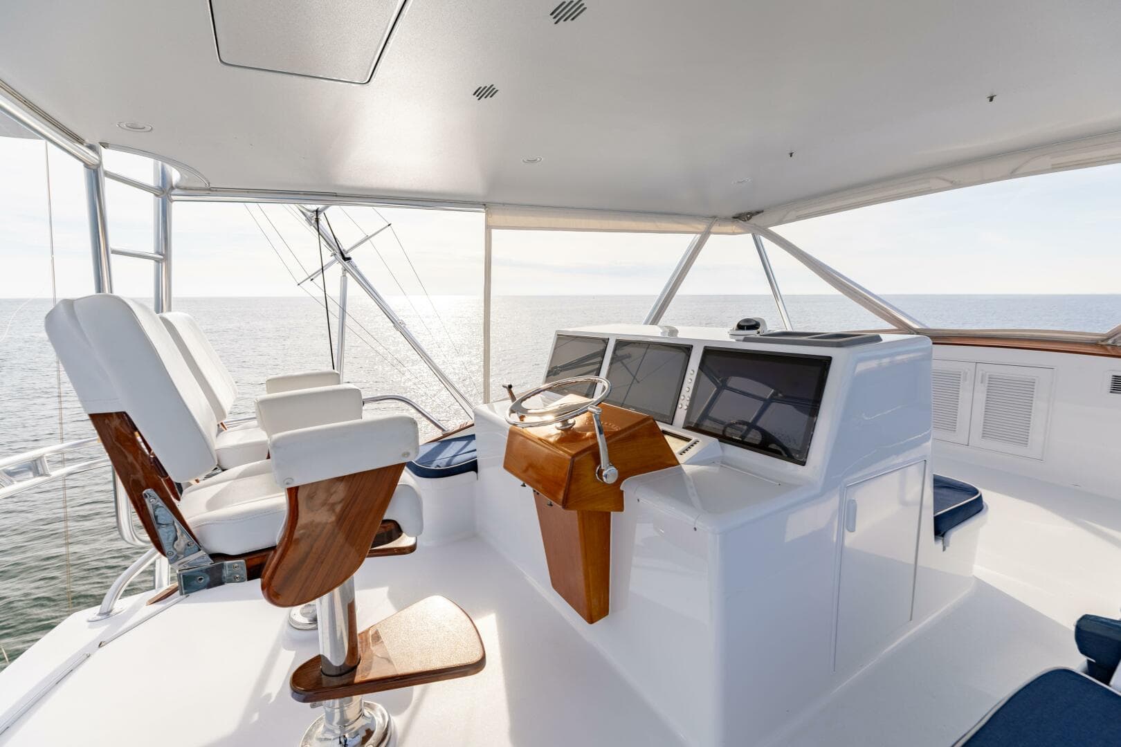 2006 Jim Smith 68 Convertible- Helm