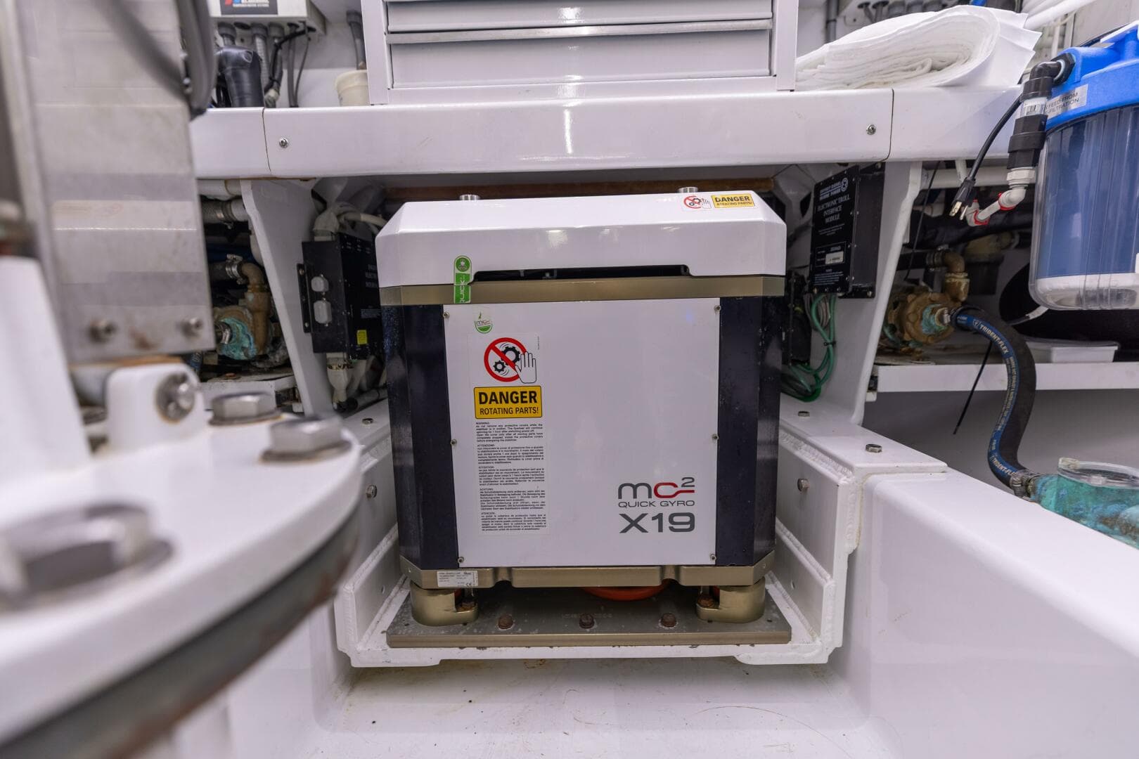 2006 Jim Smith 68 Convertible- Engine Room