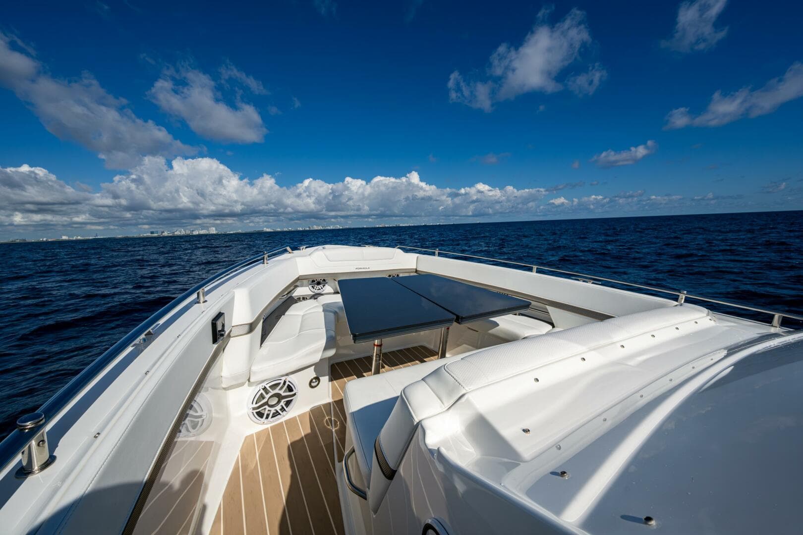 2022 Formula 380 ssc