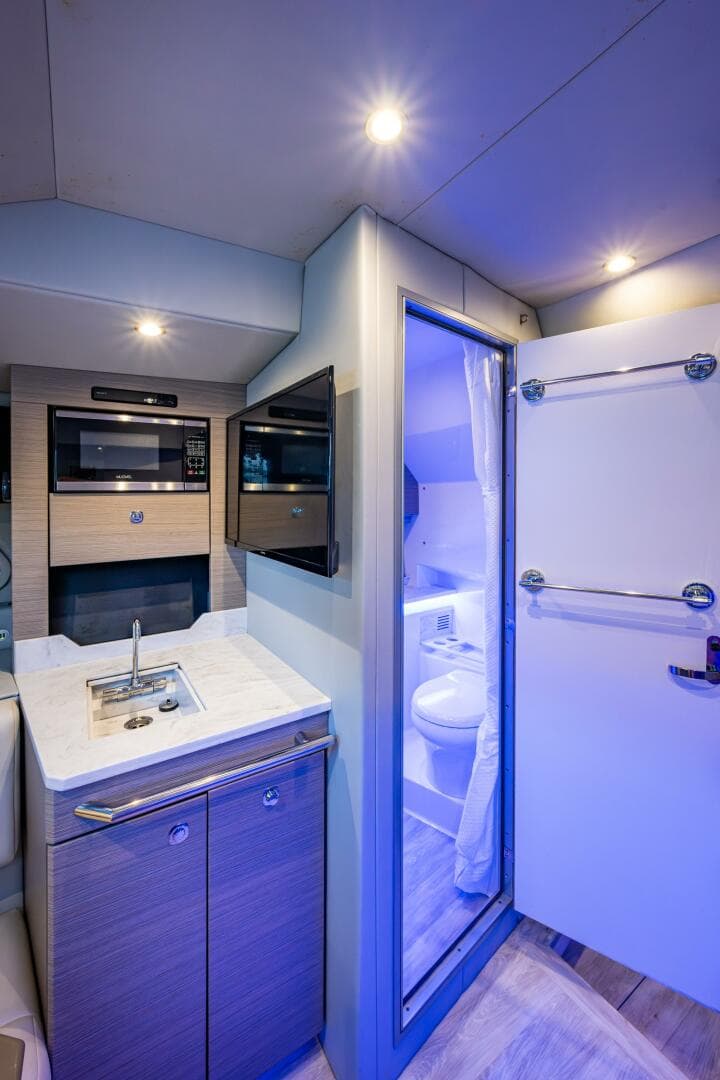 2022 Formula 380 ssc