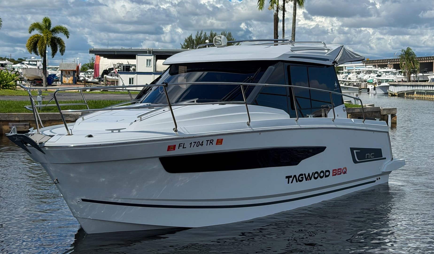 2023 Jeanneau NC895