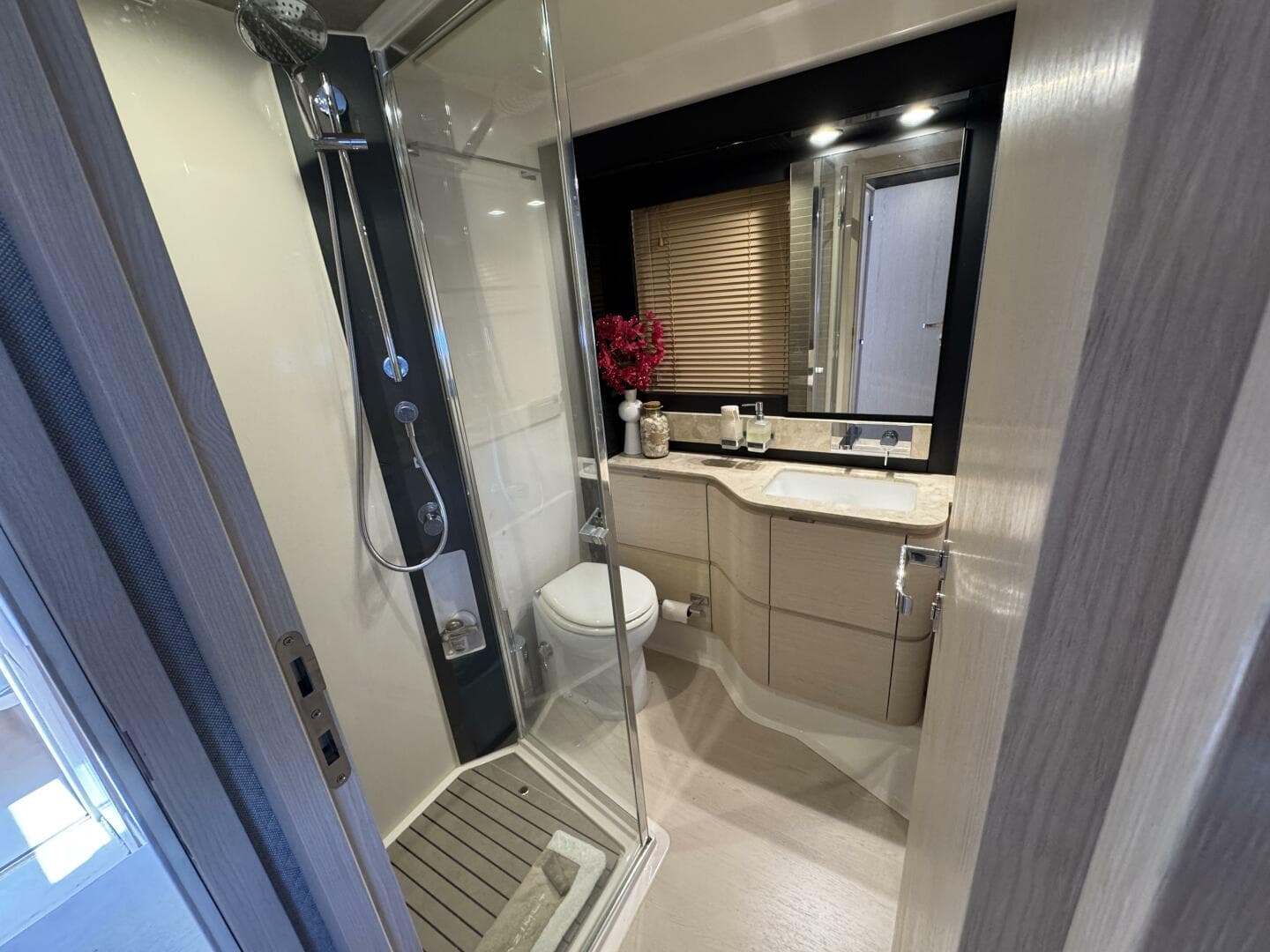 2018 Azimut 66 Flybridge