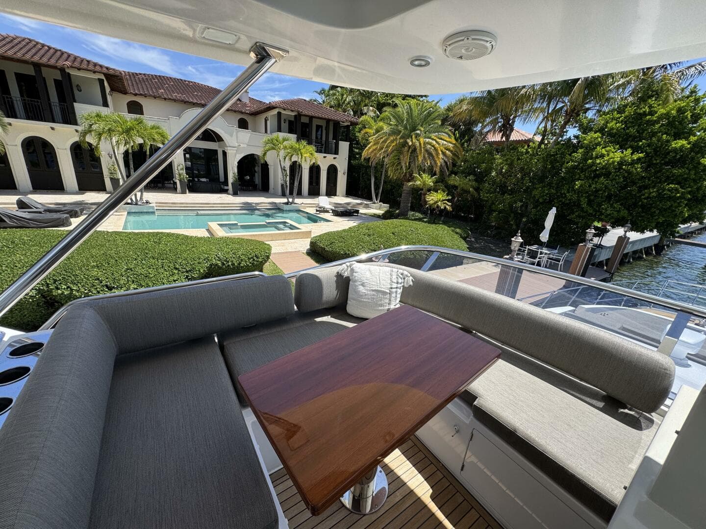 2018 Azimut 66 Flybridge