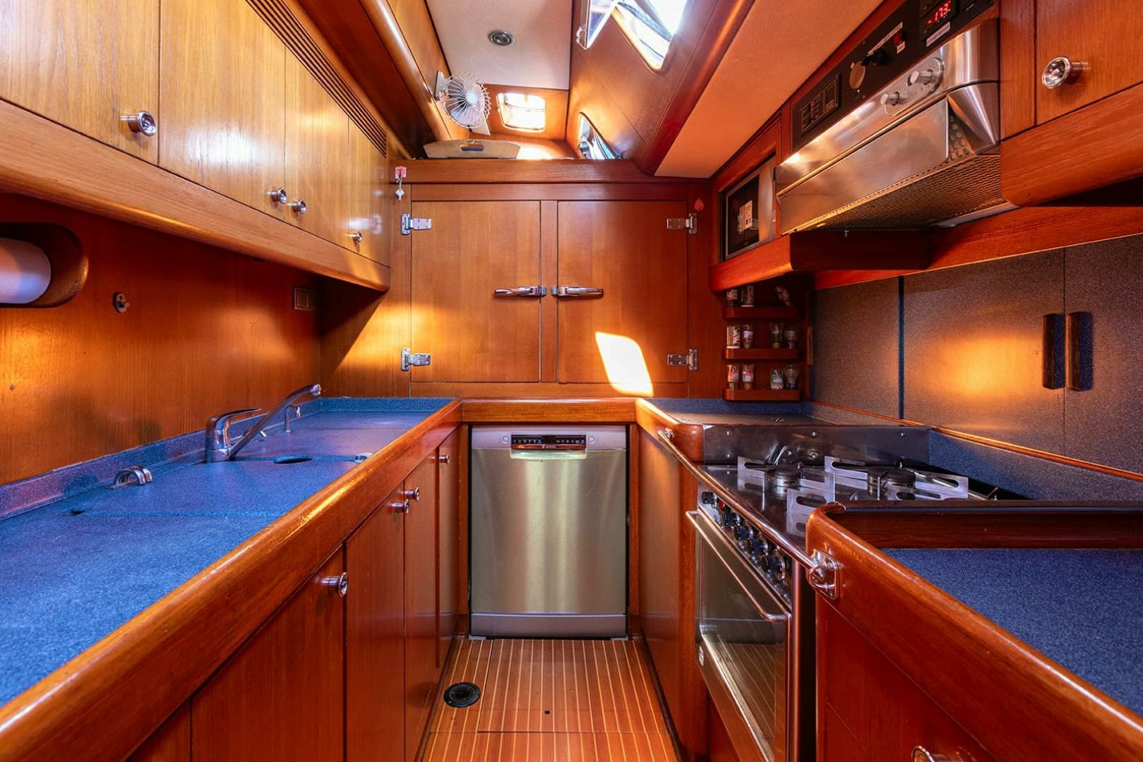 1994 Nautor Swan 