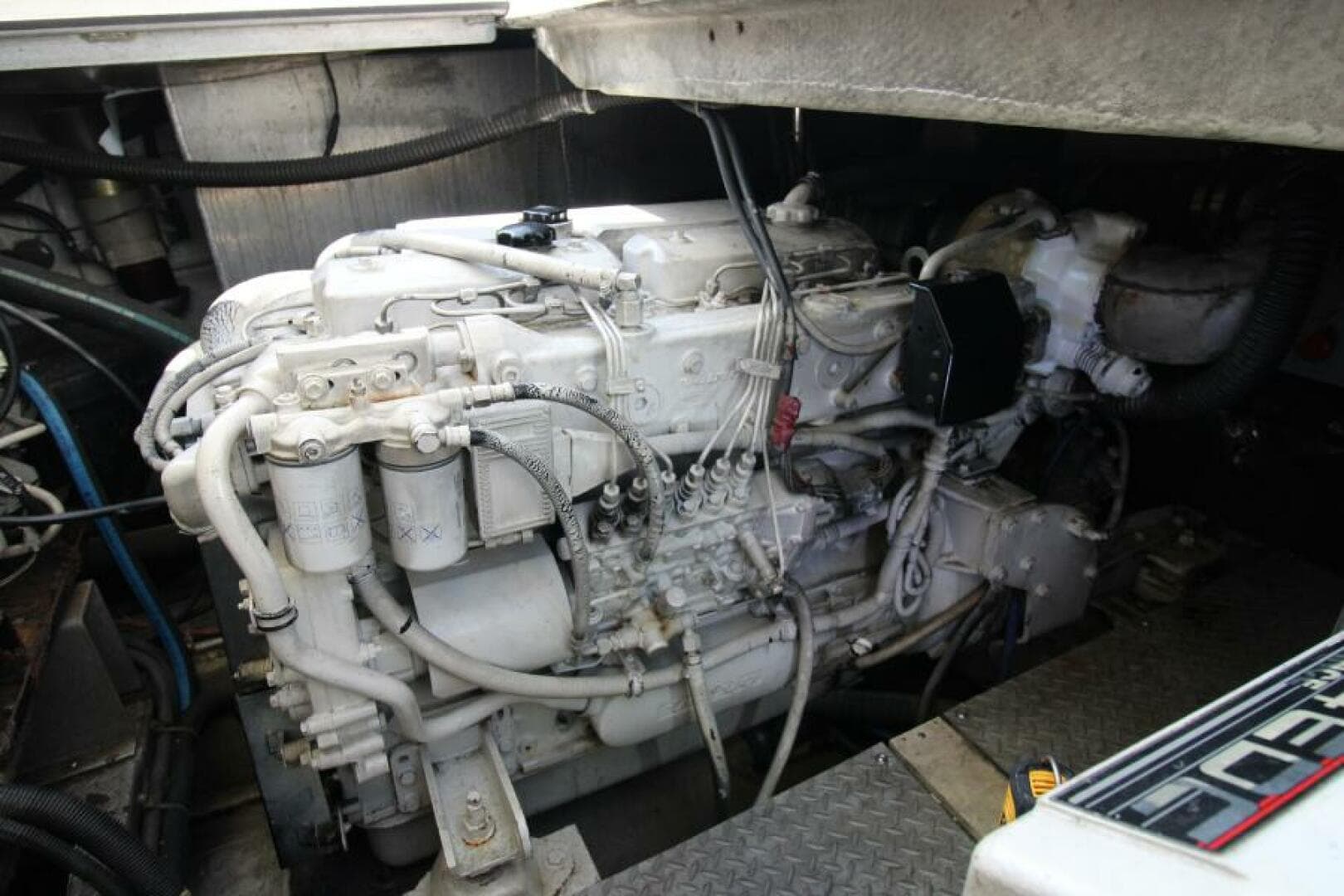 2002 Regal 4260 Commodore