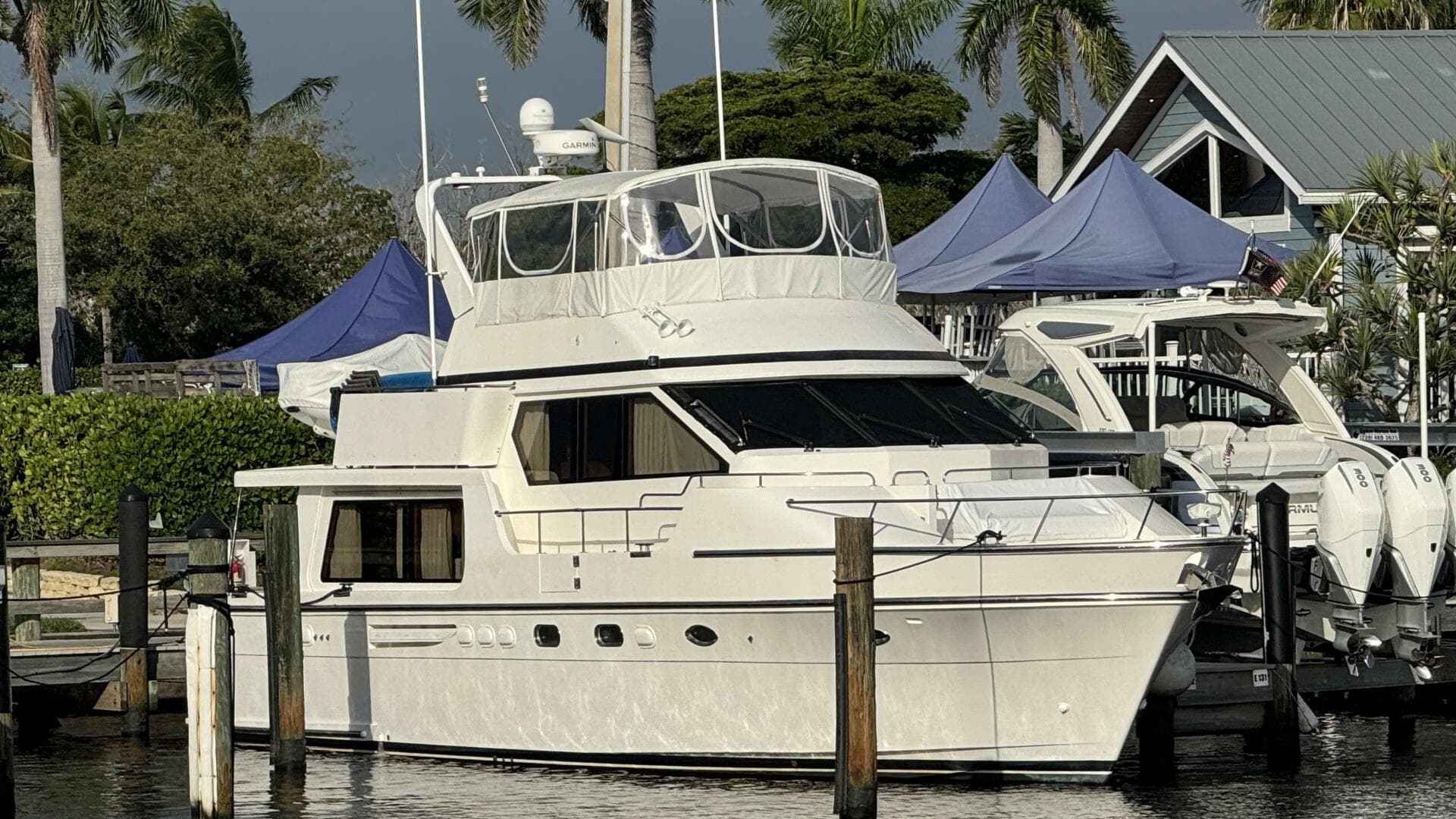 Exterior Starboard Side