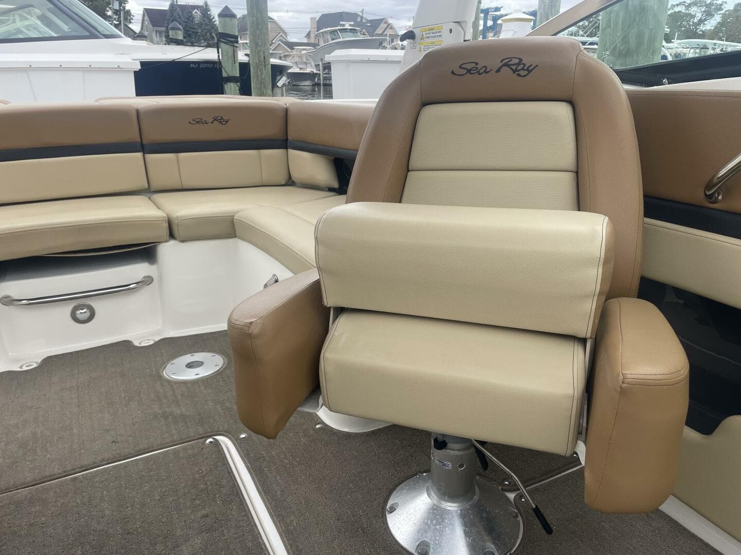 2014 Sea Ray 250 SLX