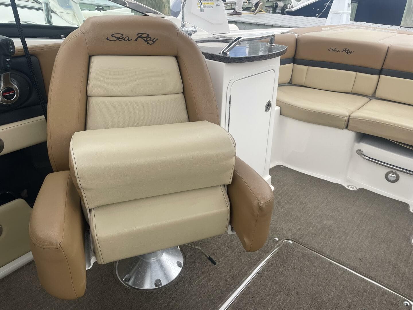 2014 Sea Ray 250 SLX