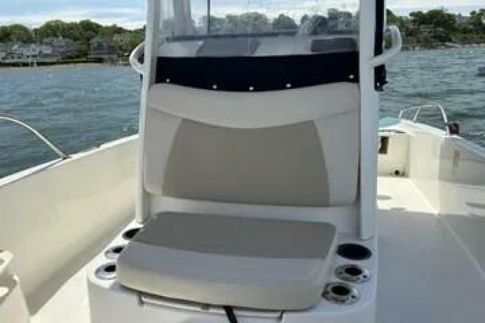 2017 Boston Whaler 21 Dauntless