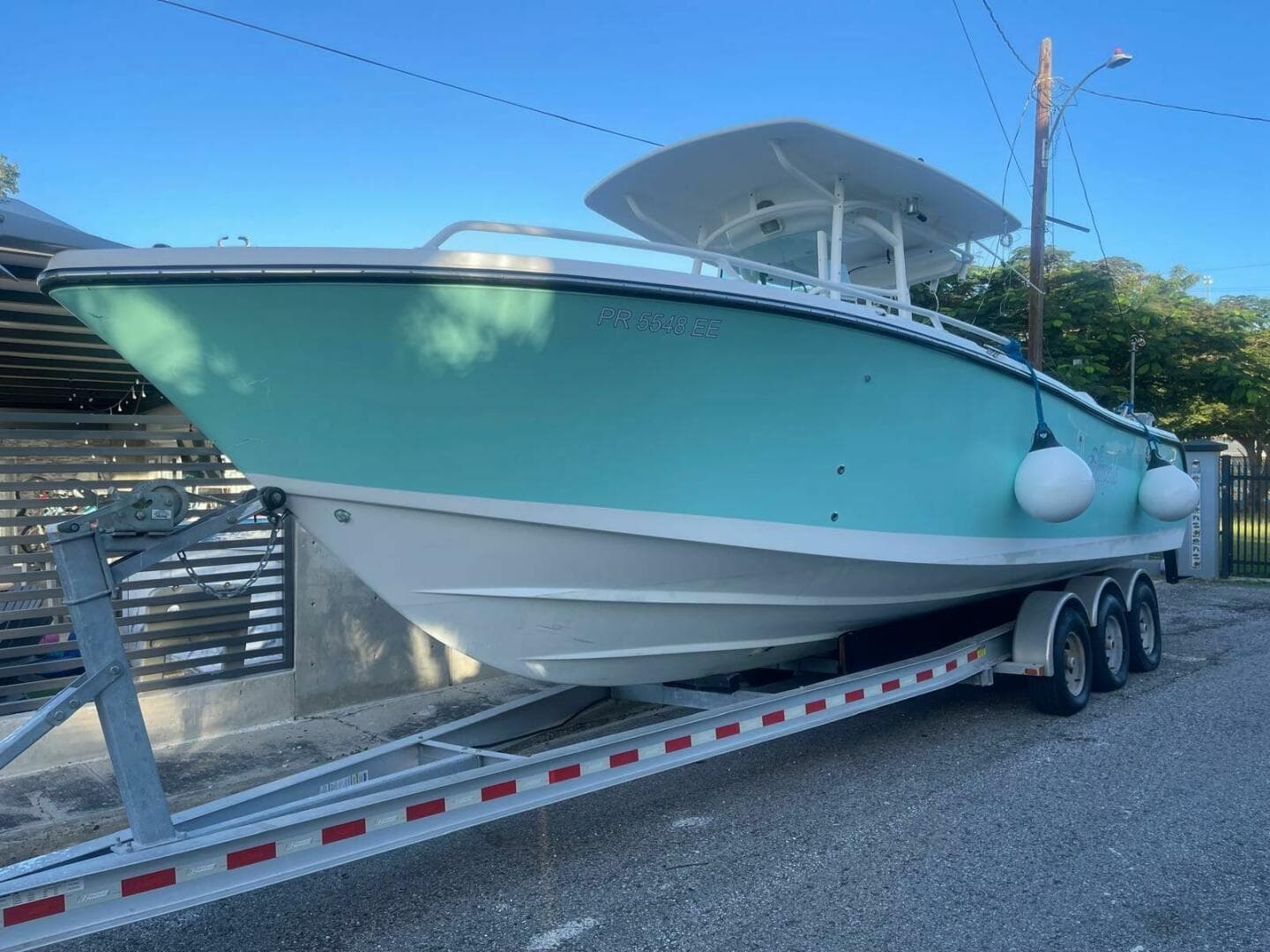 2016 Mako 284 Center Console