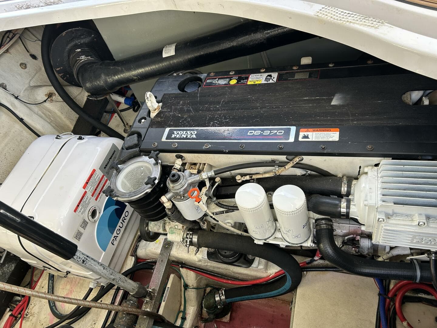 2007 Larson 370 Cabrio