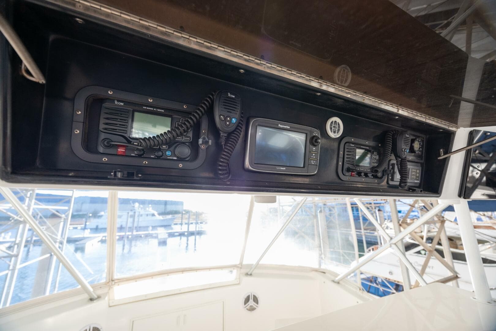 1998 Viking 50 Convertible 