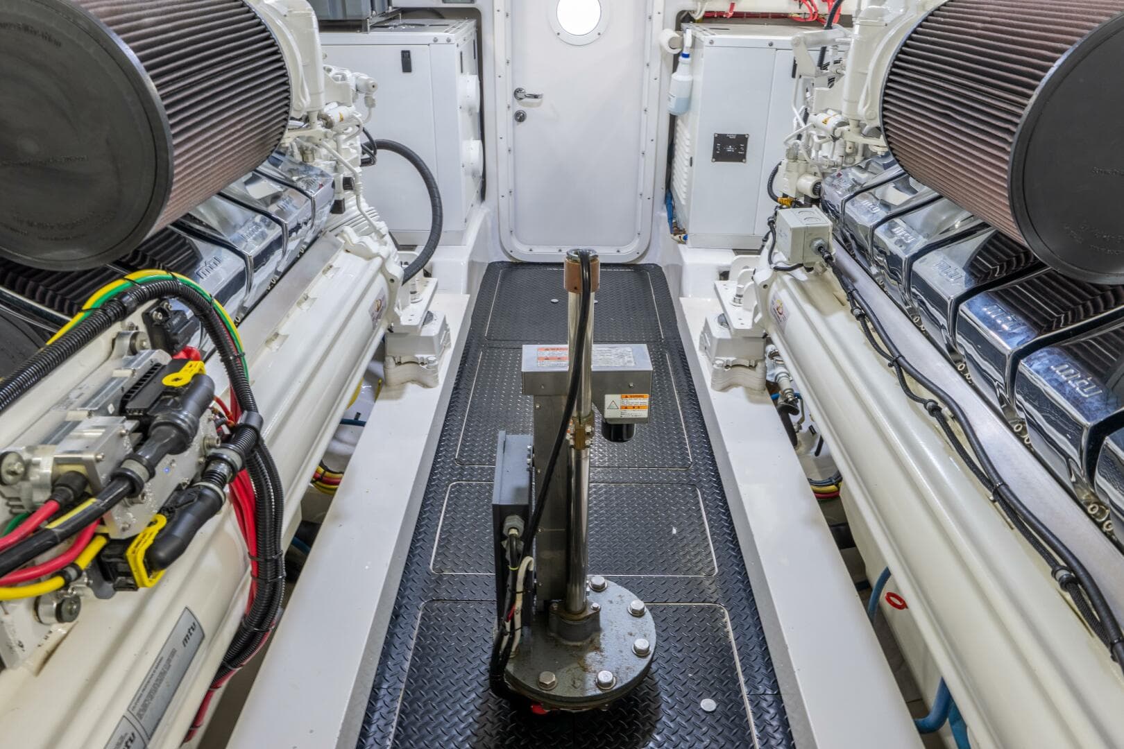 2018 Viking 80 Enclosed Bridge - SILVERTIME