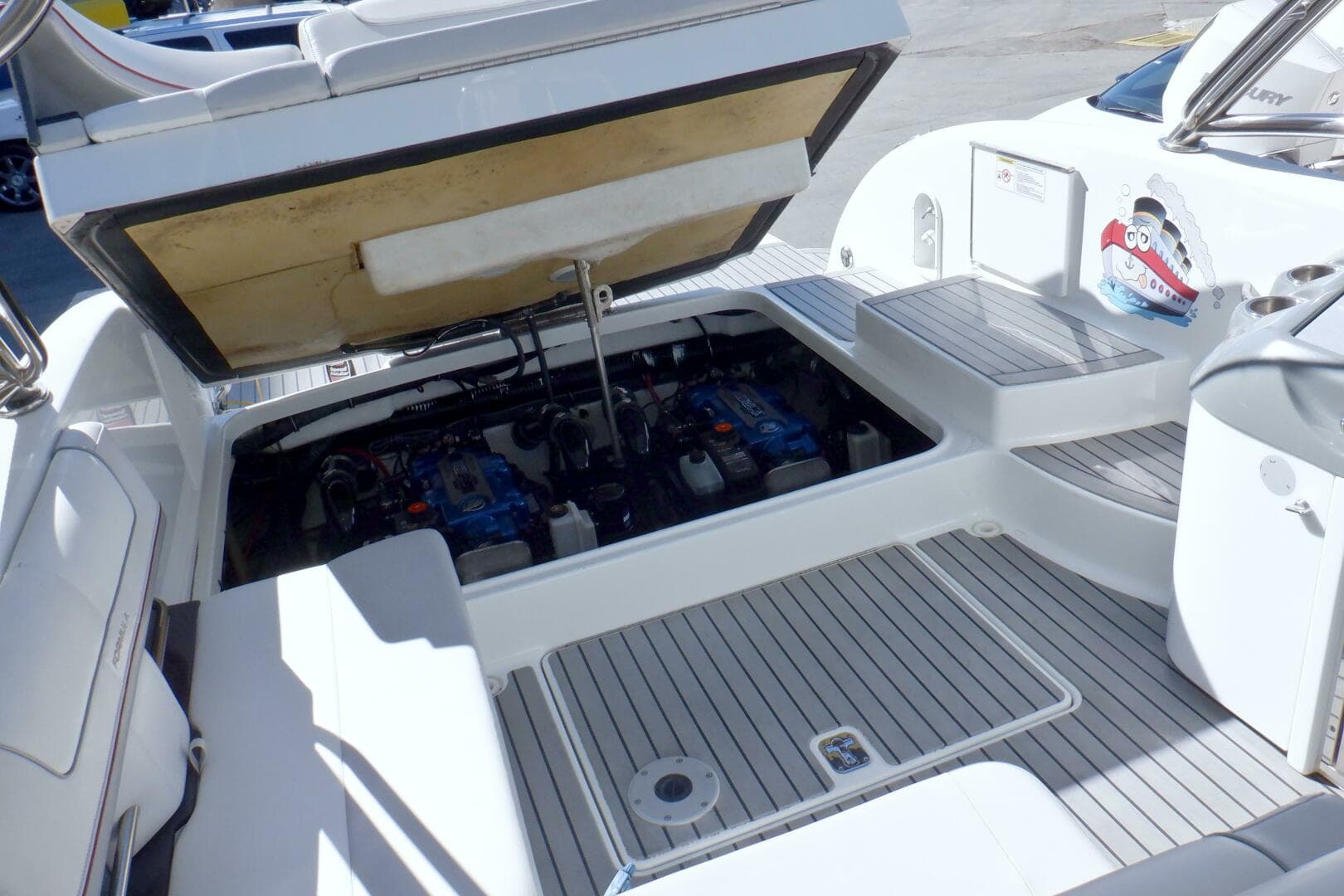 2015 Formula 350 Crossover Bowrider