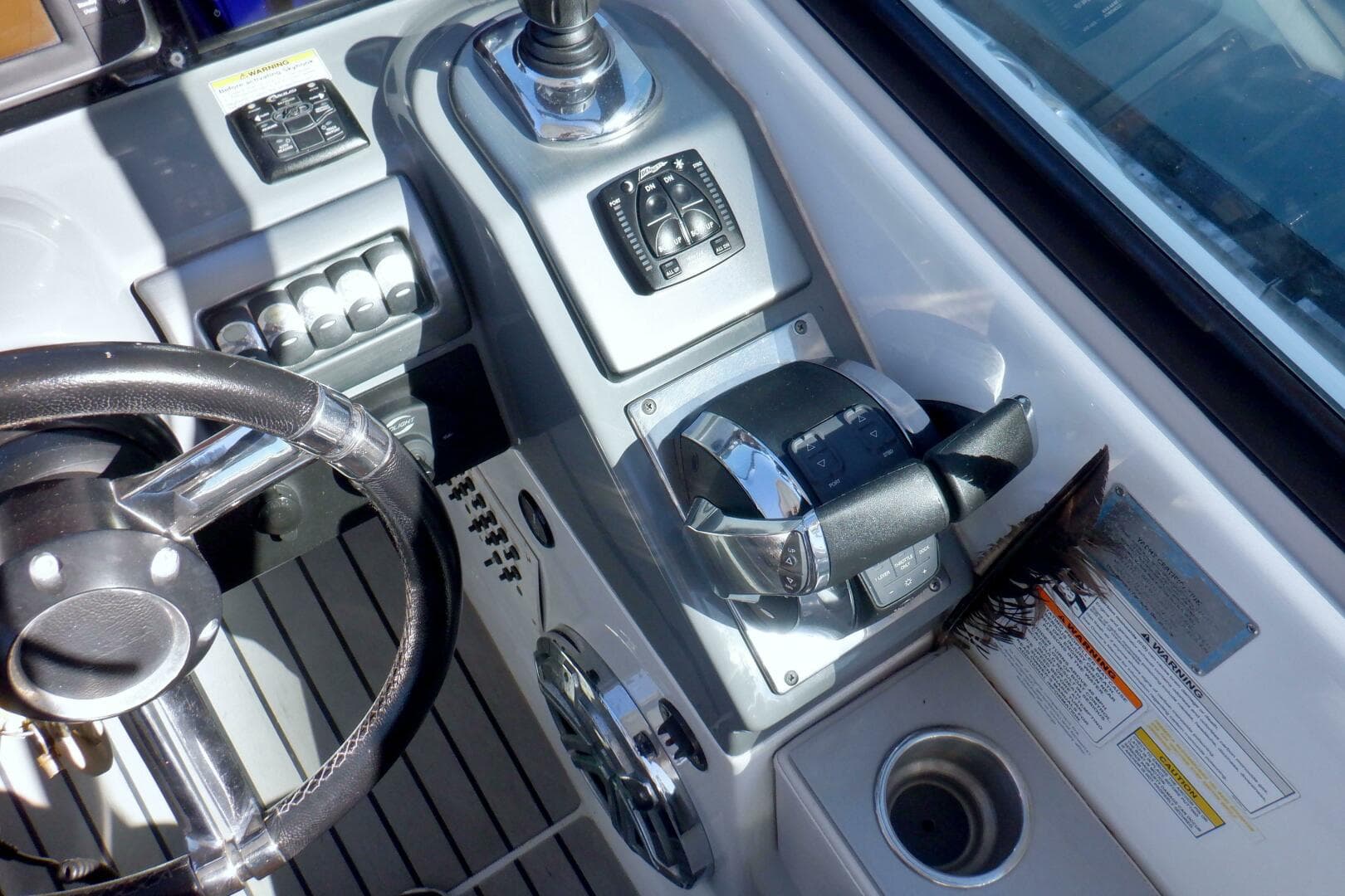 2015 Formula 350 Crossover Bowrider