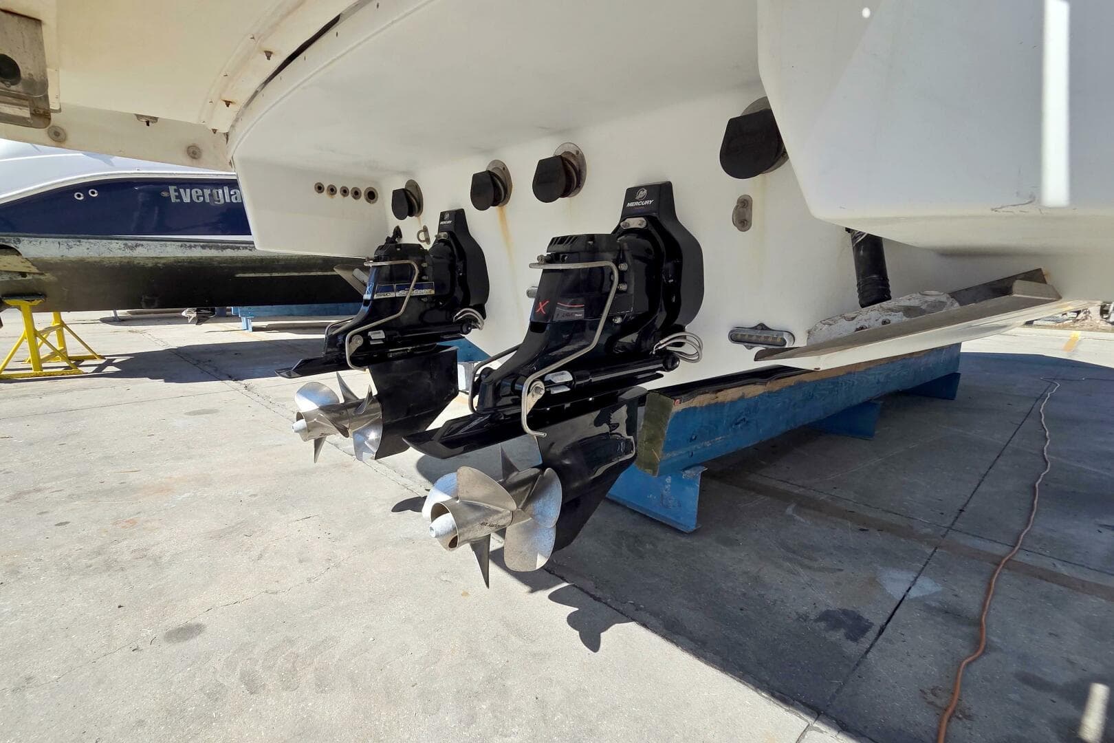 2015 Formula 350 Crossover Bowrider