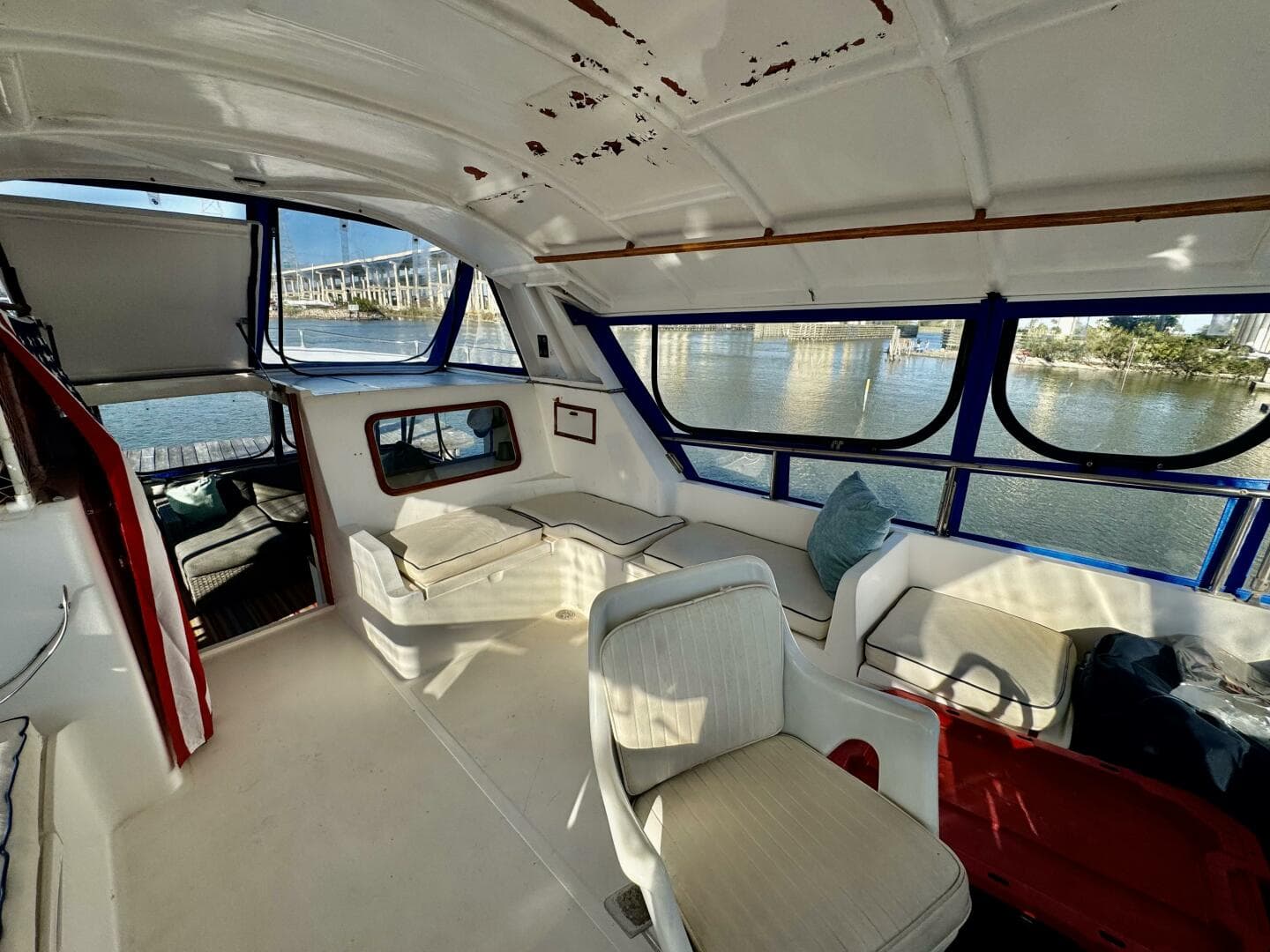 1986 Marine Trader 47 Tradewinds