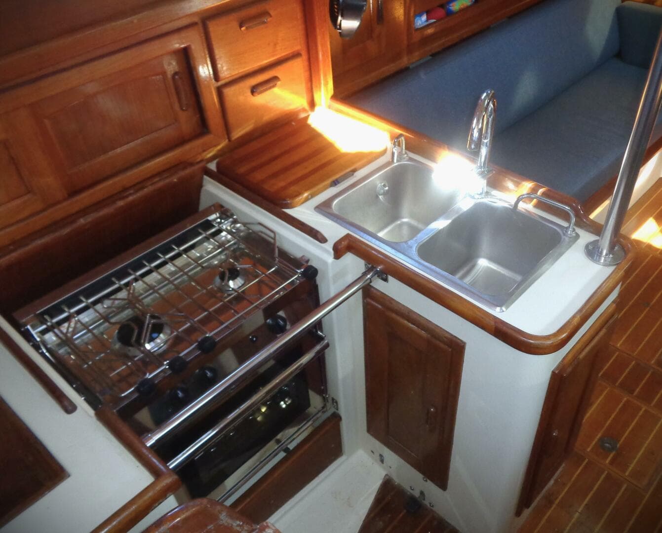 1992 Pacific Seacraft 34