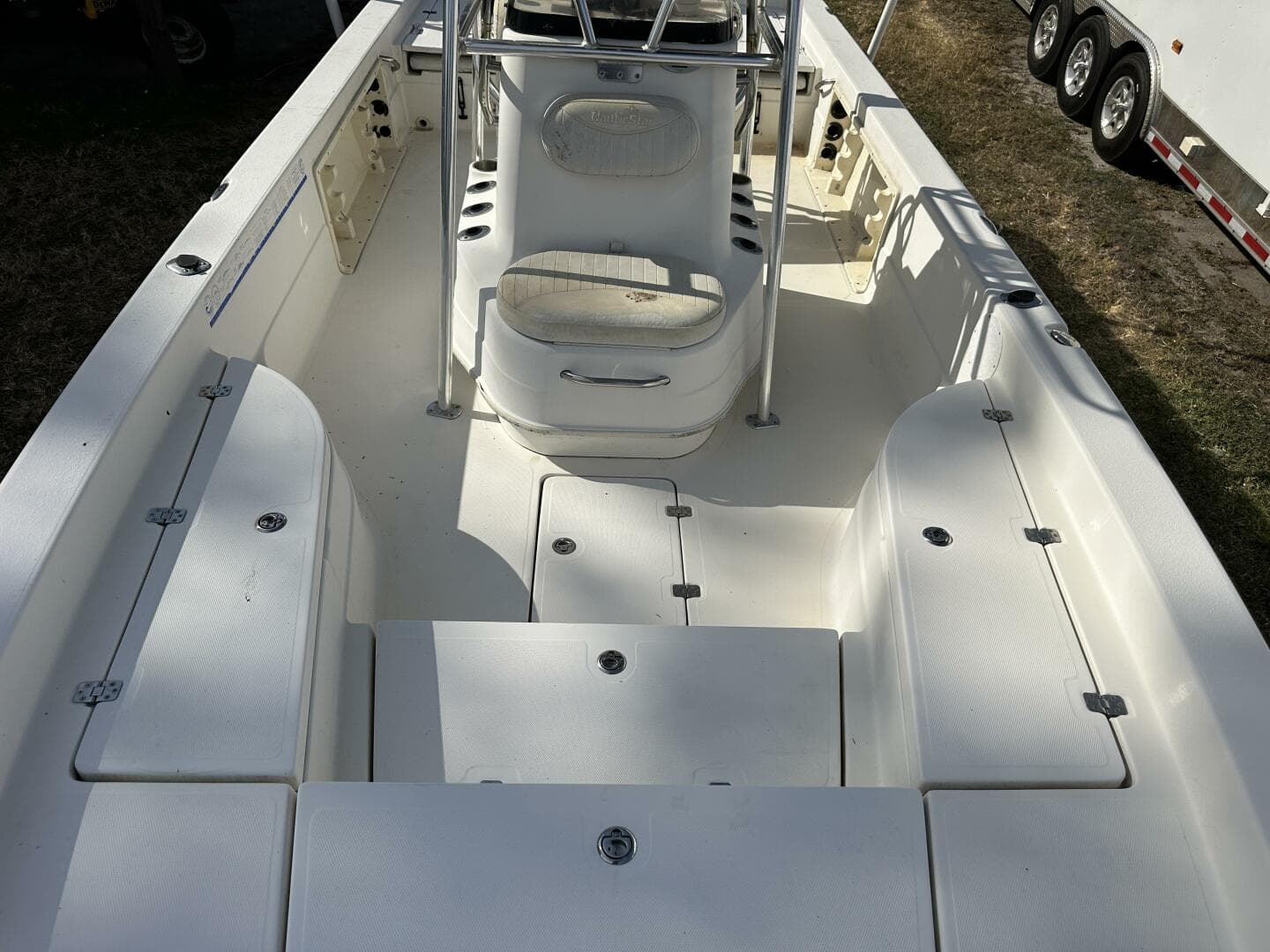 2008 NauticStar 2400 NauticBAY