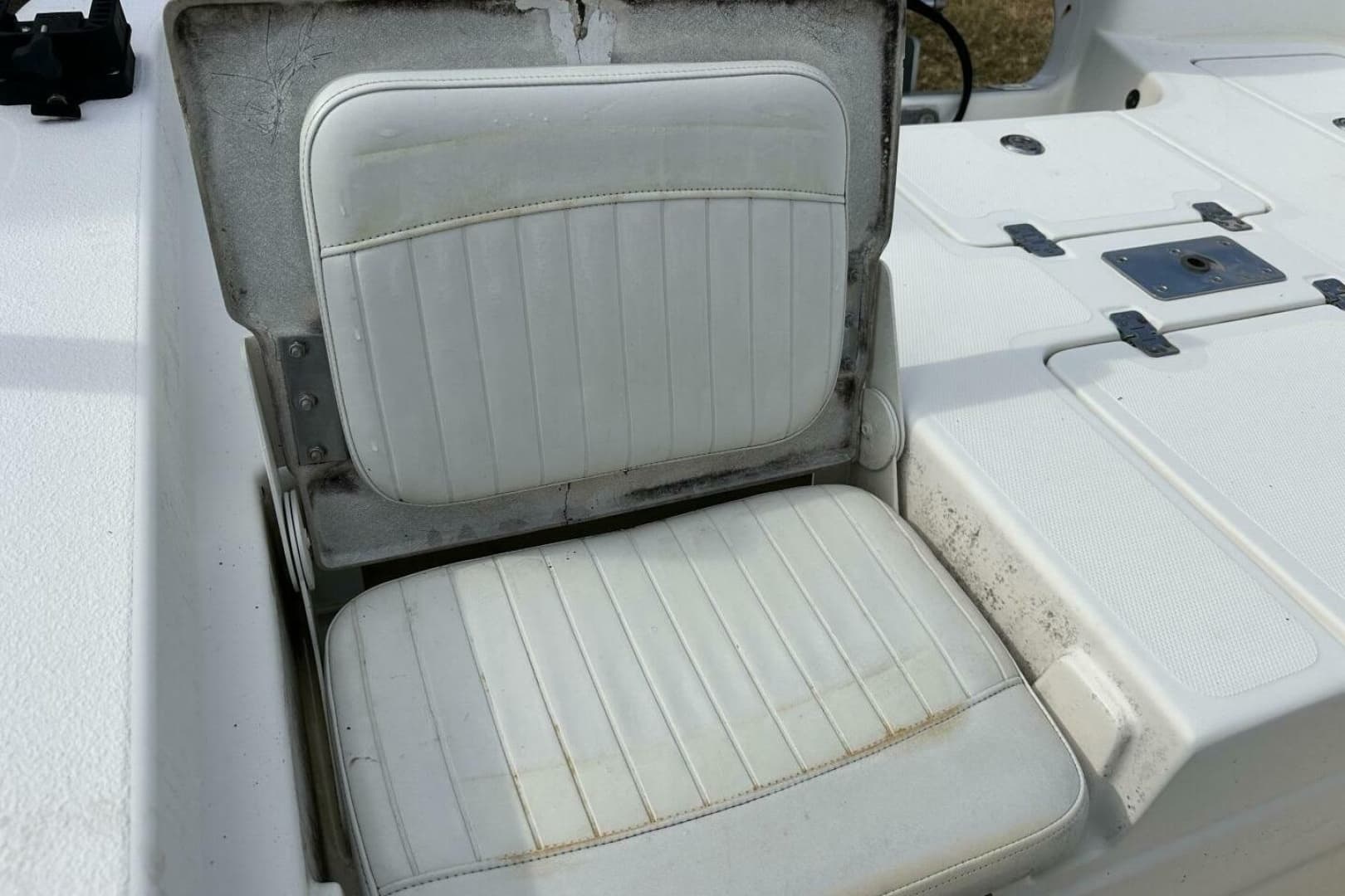 2008 NauticStar 2400 NauticBAY