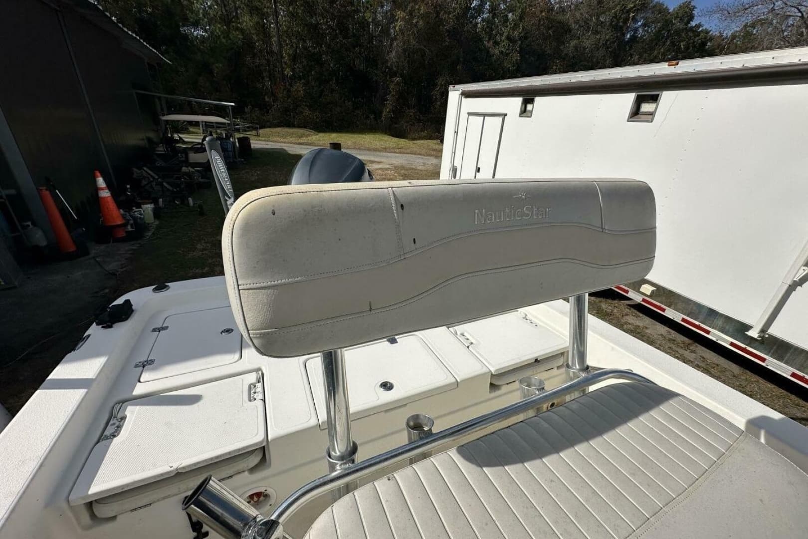 2008 NauticStar 2400 NauticBAY