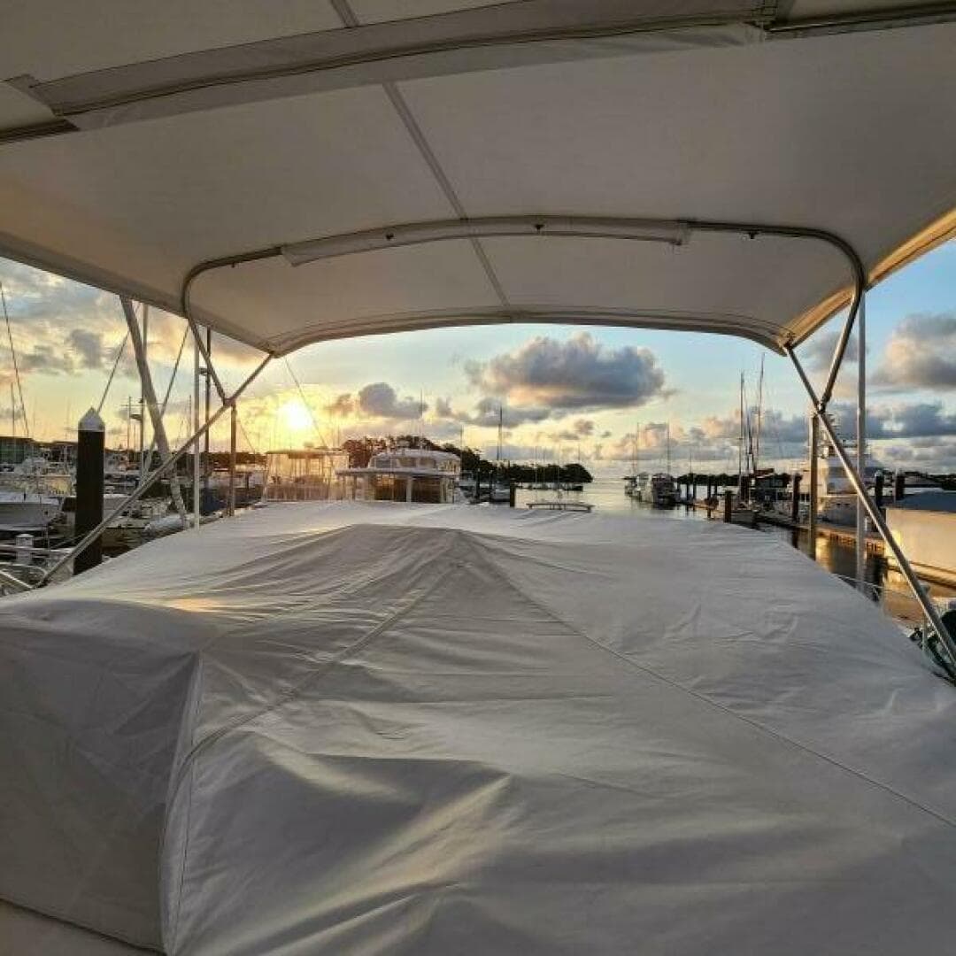 1998 Viking Princess Sport Cruiser