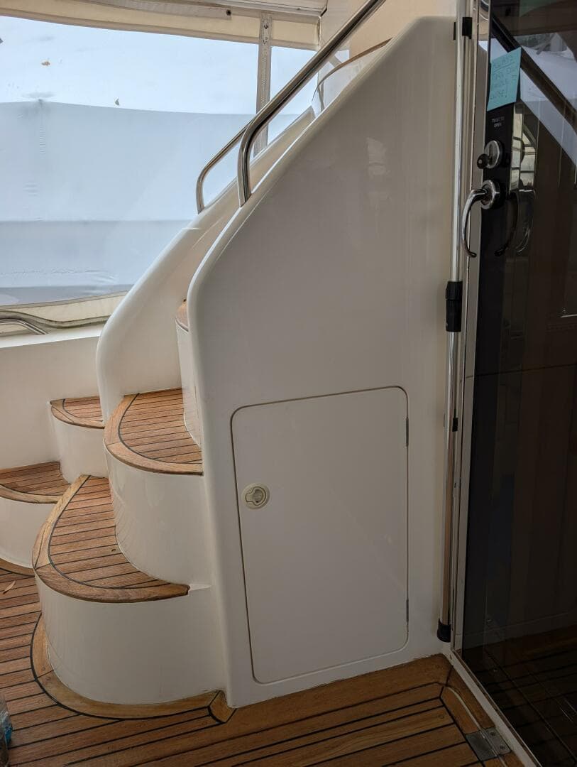 1998 Viking Princess Sport Cruiser